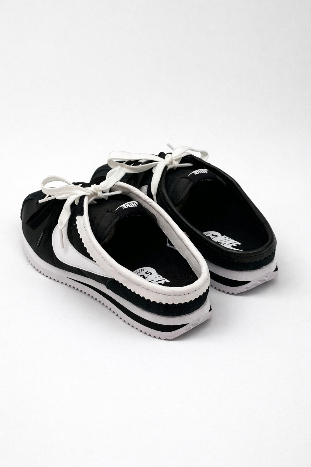 CORTEZ YING-YANG "SLIPPERS"