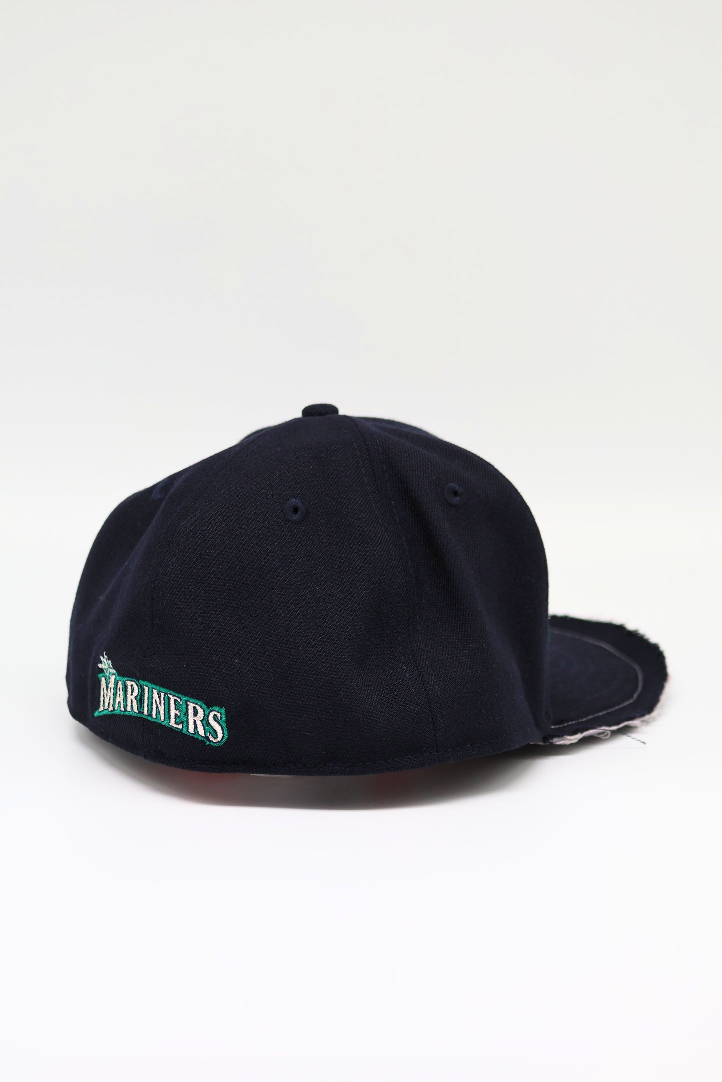 DISTRESSED 59FIFTY "MARINERS" CAP