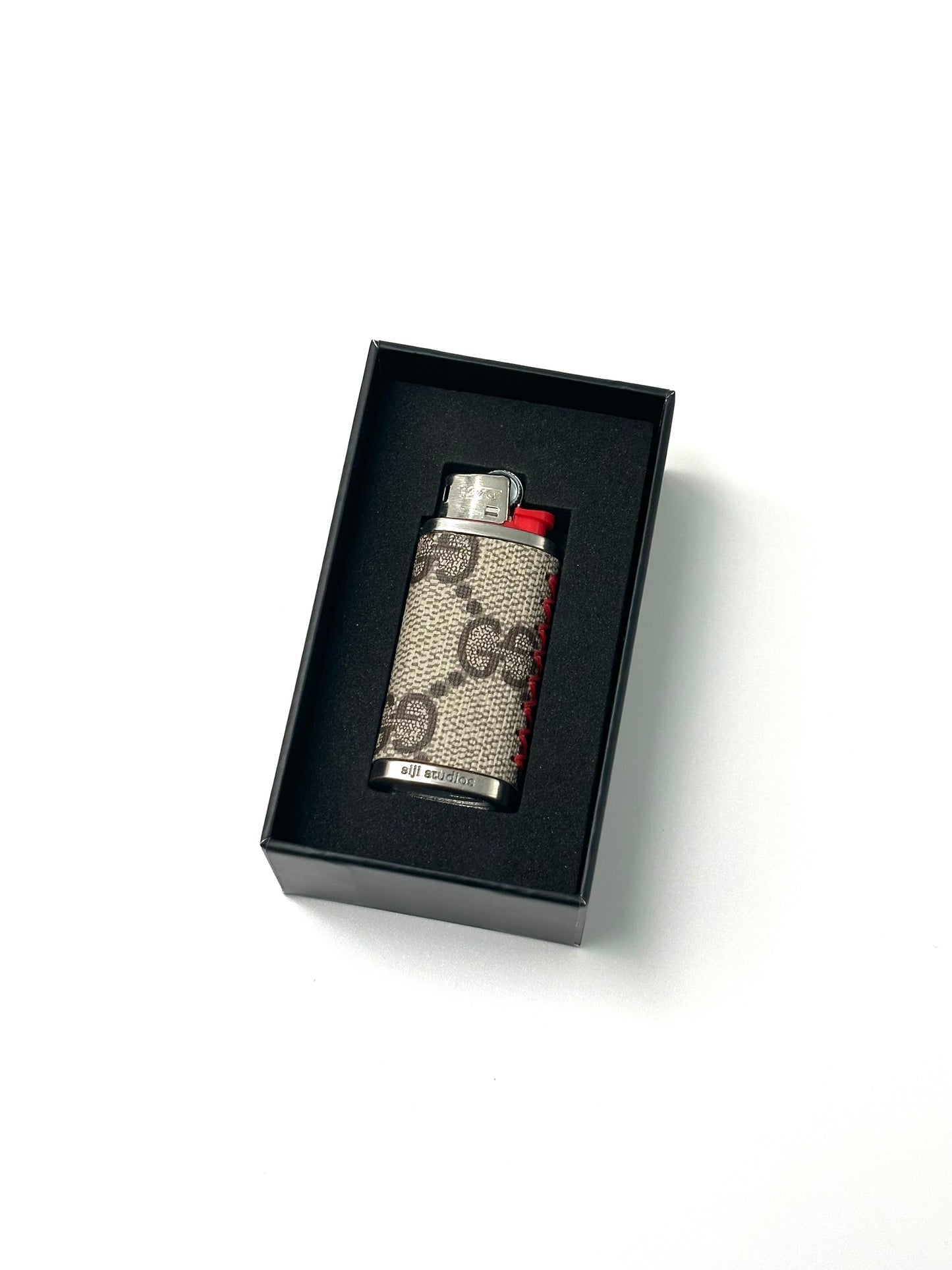 LIGHTER GG