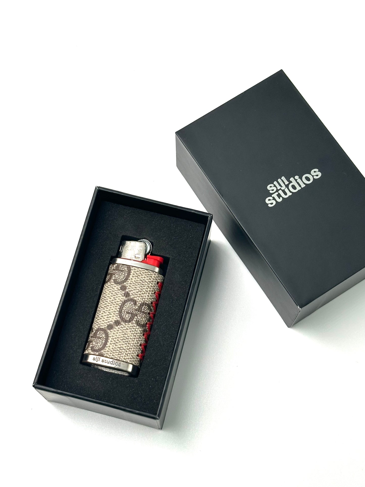 LIGHTER GG