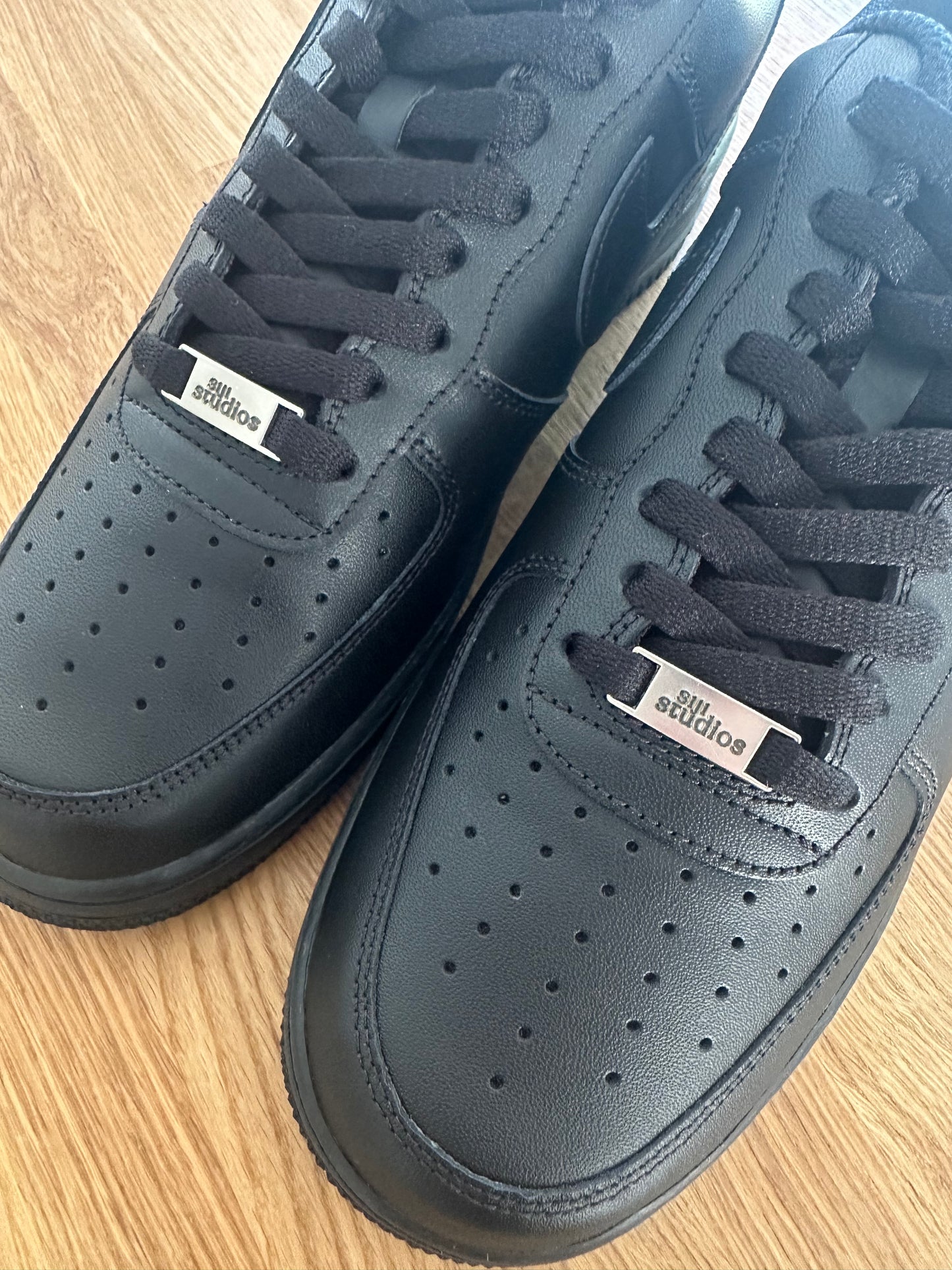 AF1 CHROME "HELL"