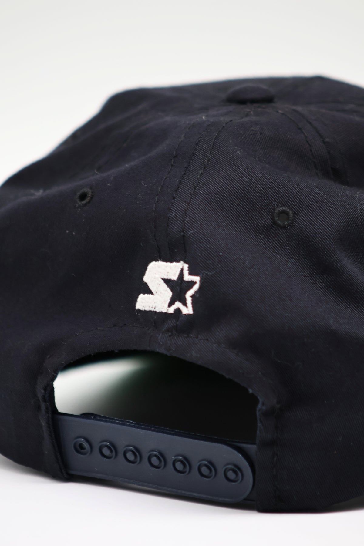 DISTRESSED STARTER "NY" CAP (ADJUSTABLE)