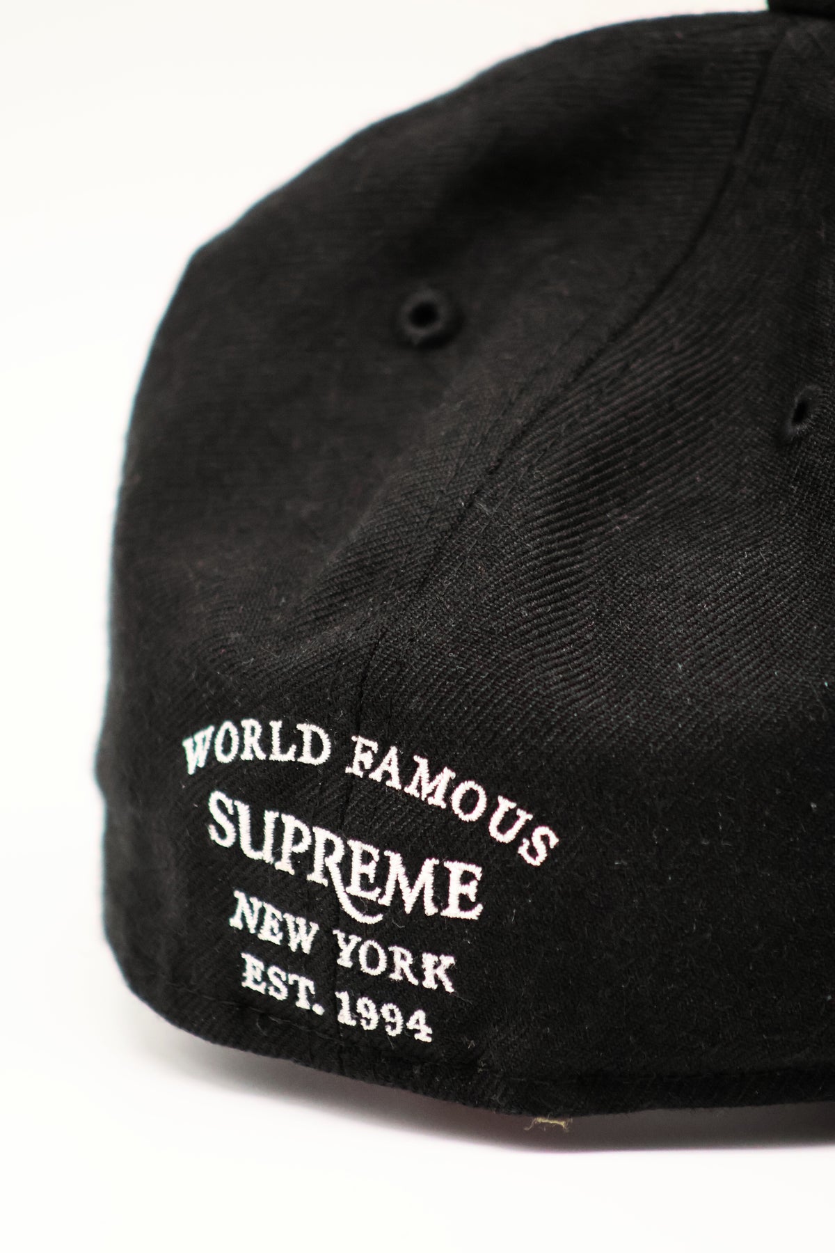 DISTRESSED SUPREME "S LOGO" CAP
